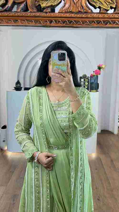 Light Green Handwork Drapestyle Skirt With Long Overcoat